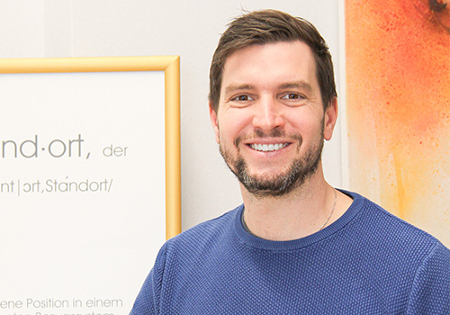 Portrait von Thomas Schaffer-Leitner, Leiter der Öffentlichkeitsarbeit und des Standortmanagements in Kapfenberg.